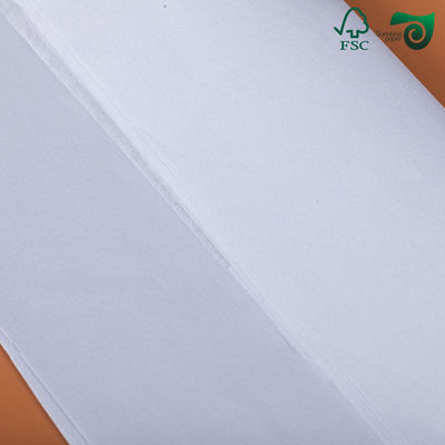 FSC 38gsm Food Grade White Greaseproof Paper Food Basket Liners For Sandwiches