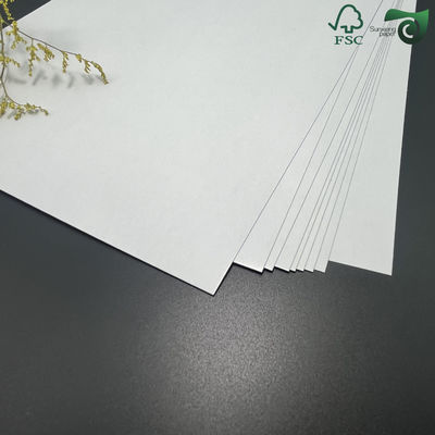 FSC Certified 300gsm 320GSM High Strength Blue Core C2S Paper For Game Playing Cards