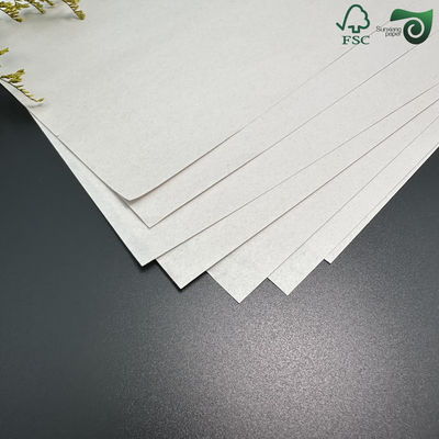 Recyceltes Zeitungspapier Verpackungspapier mit hoher Durchlässigkeit Ultraglatte, flache Oberfläche FSC SGS