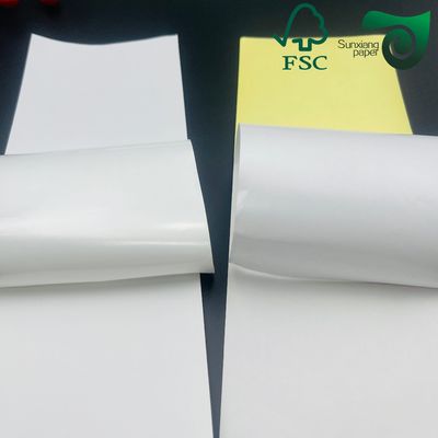 FSC Sticker Paper 80gsm White Wet Strength Paper For Beverage Labels High Printability