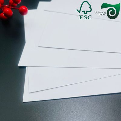 300gsm 330gsm White Coated Cardboard Playing Card Black Core Double Side Glossy Board