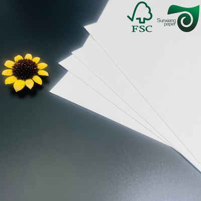 FSC Smooth White Virgin Wood Pulp Cardboard Sheets 230gsm For Premium Invitation Cards