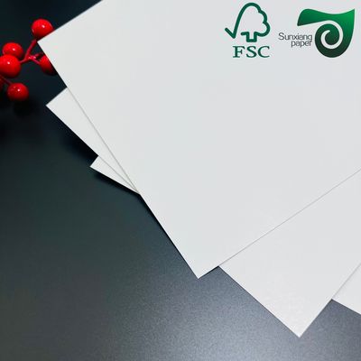 FSC 220gsm Durable C1S White Cardboard Paper OEM Custom Solutions For Cosmetic Boxes