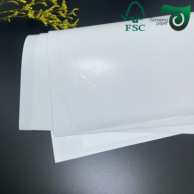 135GSM 200GSM Kunstpapierblätter Glanzbeschichtet A4 A3 Digitales Laserdruck FSC