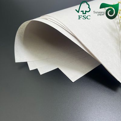 FSC Certified Newsprint Paper Roll 42gsm 52gsm 15cm Diameter Excellent Ink Absorption