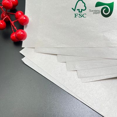 FSC 52g Low Whiteness Jumbo Newsprint Paper Rolls  Good Ink Absorption