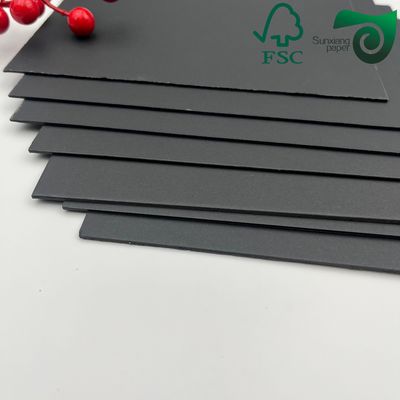 FSC Certified 160gsm 200gsm Fold Resistant Black Chipboard Ideal For Book Covers