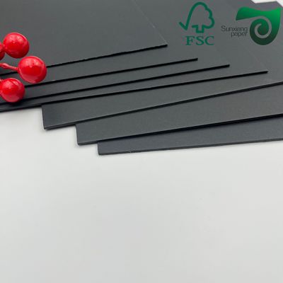 FSC Certified 160gsm 200gsm Fold Resistant Black Chipboard Ideal For Book Covers