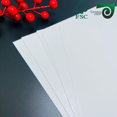 FSC Certified 12pt 14pt Foldcote Paper Board High Stiffness For Cosmetic Boxes