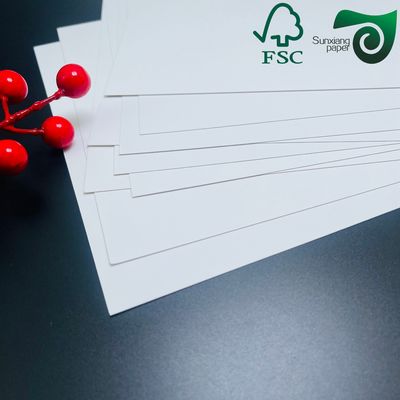 FSC 215gsm 250gsm C1S Premium White Cardboard Sheets Specialized For Packets