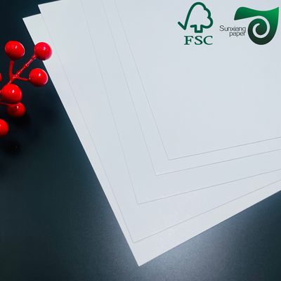 FSC 215gsm 250gsm C1S Premium White Cardboard Sheets Specialized For Cigarette Packets