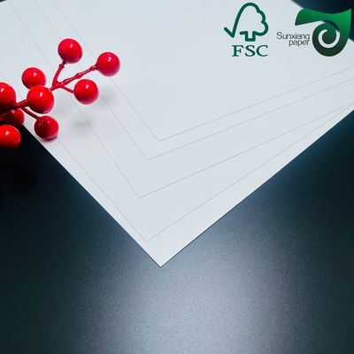 FSC C1S Glossy Coated Paper  100gsm Smooth Board With Excellent Ink Absorption