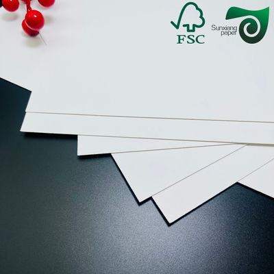 FSC 215gsm 250gsm C1S Premium White Cardboard Sheets For Packets 700mm 1000mm