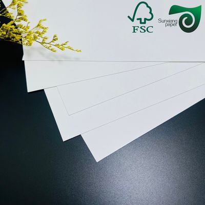 FSC 215gsm 250gsm C1S Premium White Cardboard Sheets For Cigarette Packets 700mm 1000mm