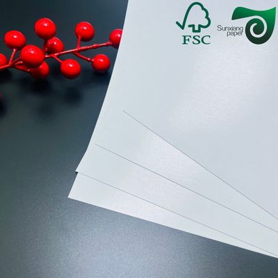 330gsm Blue Black Core C2S Double Glossy Poker Paper Glossy Art Paper For Playing Card Production