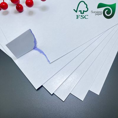 FSC Certified 300gsm 320GSM High Strength Blue Core C2S Paper For Game Playing Cards