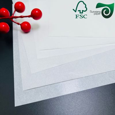 FSC38gsm Food Grade White Greaseproof Paper Roll  325mm 650mm Width For Food Packaging