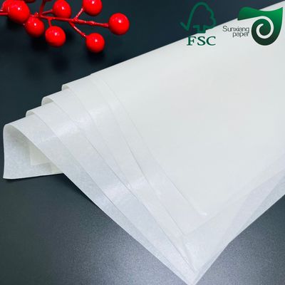FSC38gsm Food Grade White Greaseproof Paper Roll  325mm 650mm Width For Food Packaging