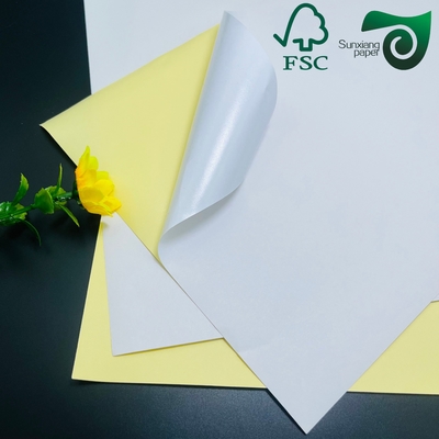 FSC Single Side Cast Coated Glossy White Adhesive Sticker Paper 75gsm 80gsm Supermarket Use
