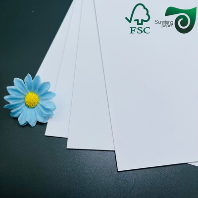 1mm 820g White Cardboard FSC With Grey Middle Layer 2 Layer Laminated Carton Board 31" 43"