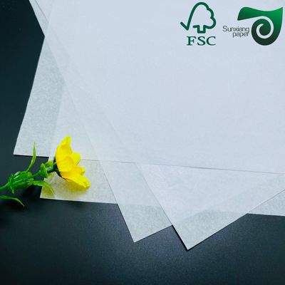 30GSM Semi Translucent White Paper  Food Grade Baking Wrapping Paper FSC Certified