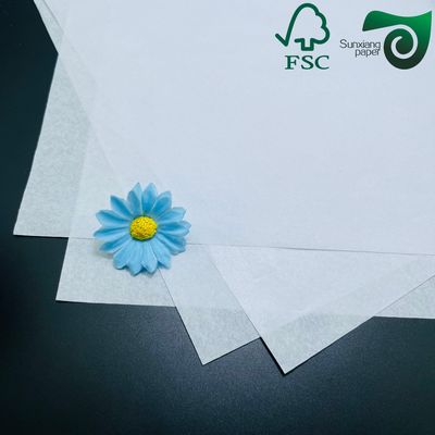 FSC White Greaseproof Paper 38gsm 40gsm For Lunch Wrapping Fried Snacks Bacon