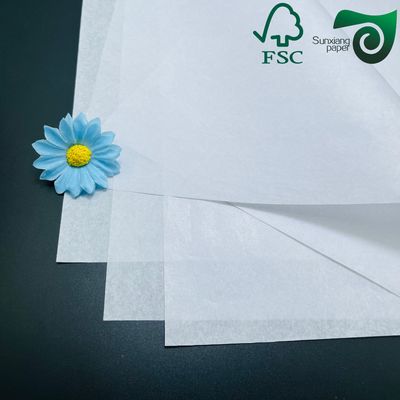 FSC White Greaseproof Paper 38gsm 40gsm Perfect For Lunch Wrapping Fried Snacks Bacon