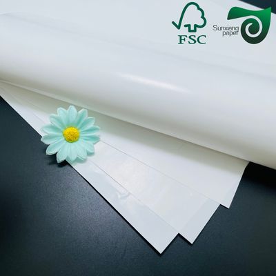 White Coated Cardboard C2S Couche Paper Brilliant Coated Face 100gsm 128gsm 157gsm 81cm 116cm