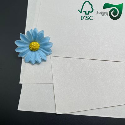 FSC Uncoated Newsprint Paper Roll 45gsm 820mm Width Lightweight Recycled Paper