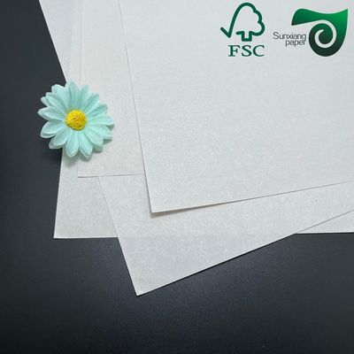 FSC Certified Newsprint Paper Roll 42gsm 52gsm 15cm Diameter Excellent Ink Absorption