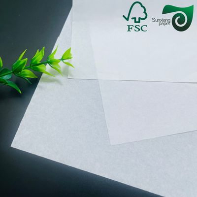 FSC White Greaseproof Paper 38gsm 40gsm For Lunch Wrapping Fried Snacks Bacon