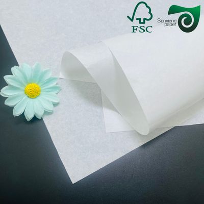 FSC 15gsm 17gsm  Translucent Glassine Paper Metal Protect Packing Paper Suitable For Gift Wrapping