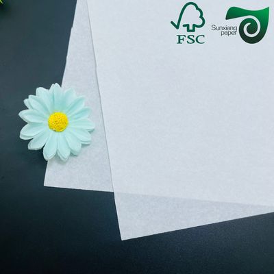FSC 15gsm 17gsm  Translucent Glassine Paper Metal Protect Packing Paper Suitable For Gift Wrapping