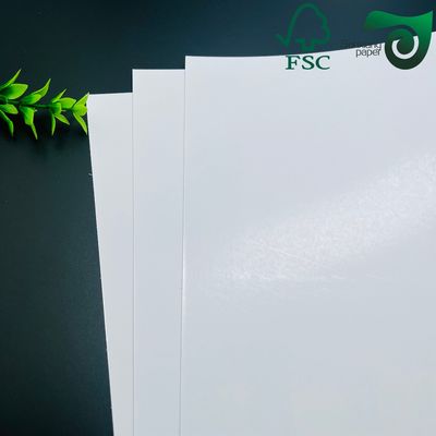 FSC Certified C2S Brilliant Gloss Couche Paper 100gsm 157gsm White Coated Cardboard