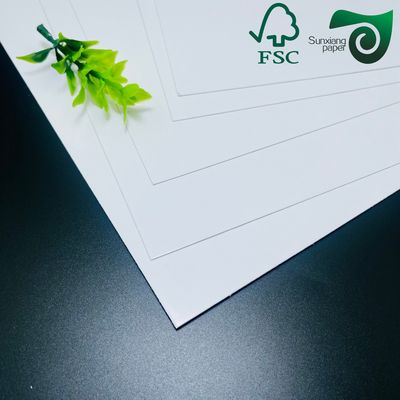 FSC 200gsm 250gsm C2S Glossy White Art Paper  For Catalog Printing 635mm 940mm