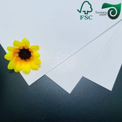 FSC Certified 300gsm C2S Double Glossy Art Paper Blue Black Core For Poker Cards