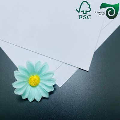 FSC Certified 300gsm C2S Double Glossy Art Paper Blue Black Core For Poker Cards