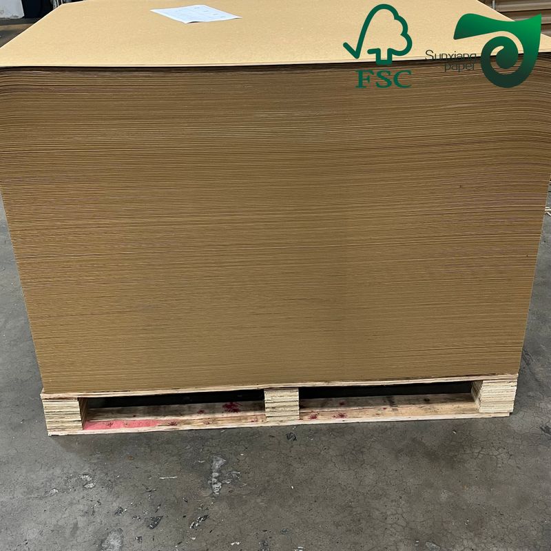 FSC Oilproof Brown Kraft Liner Board PE Coated Paper Rolls 70gsm 90gsm For Food Wrapping