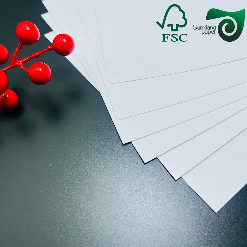 White C2S Glossy Coated Paper 100% Virgin Wood Pulp For Advertising Brochure Printing