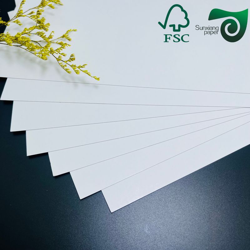 300gsm FSC Single Sided Coated CardBoard C1S High Fold Strength For Food Packaging