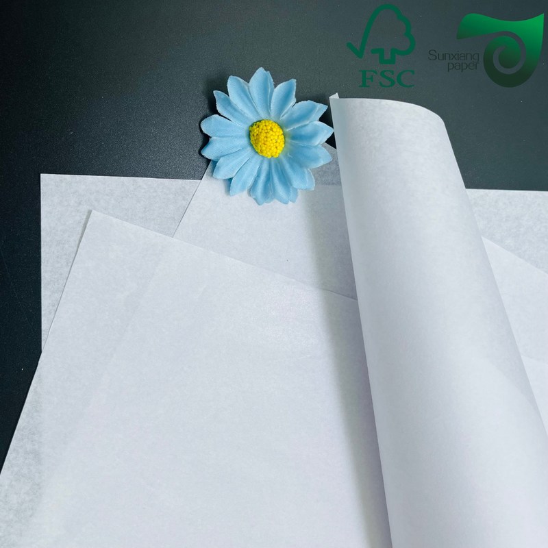 FSC Grade 3 Food Safe White Greaseproof Paper Rolls  35gsm 40gsm Food Wrapping Solution