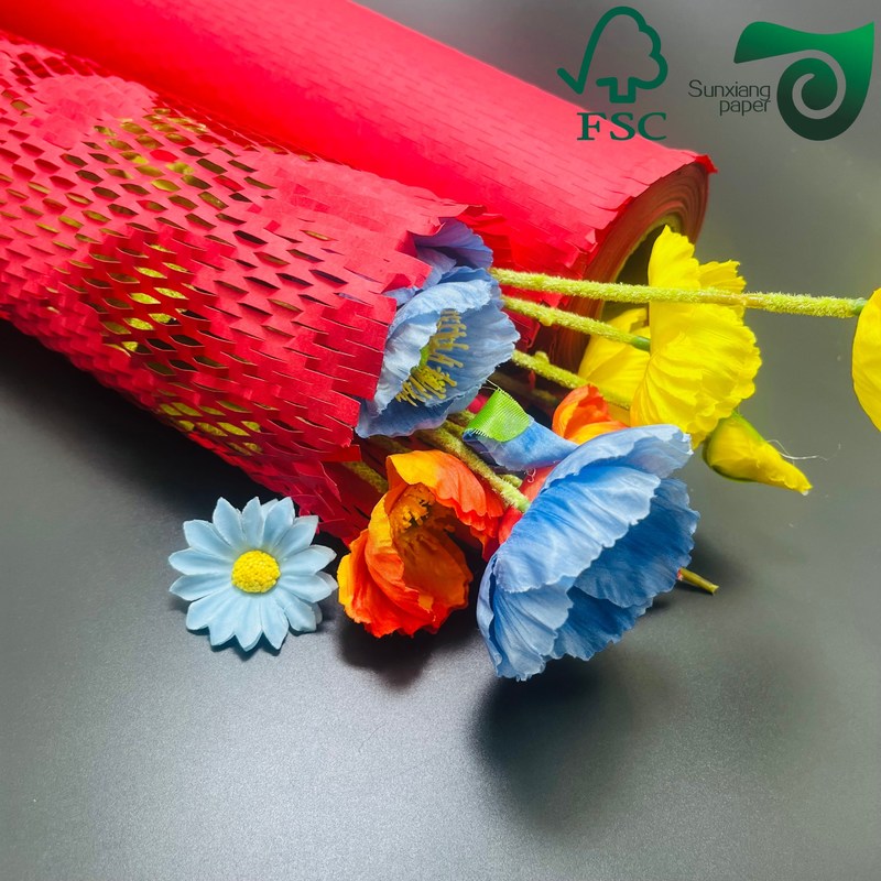 FSC 50gsm Red  Honeycomb Paper Wrap  Eco Friendly Cushioning For E Commerce Fragile Items