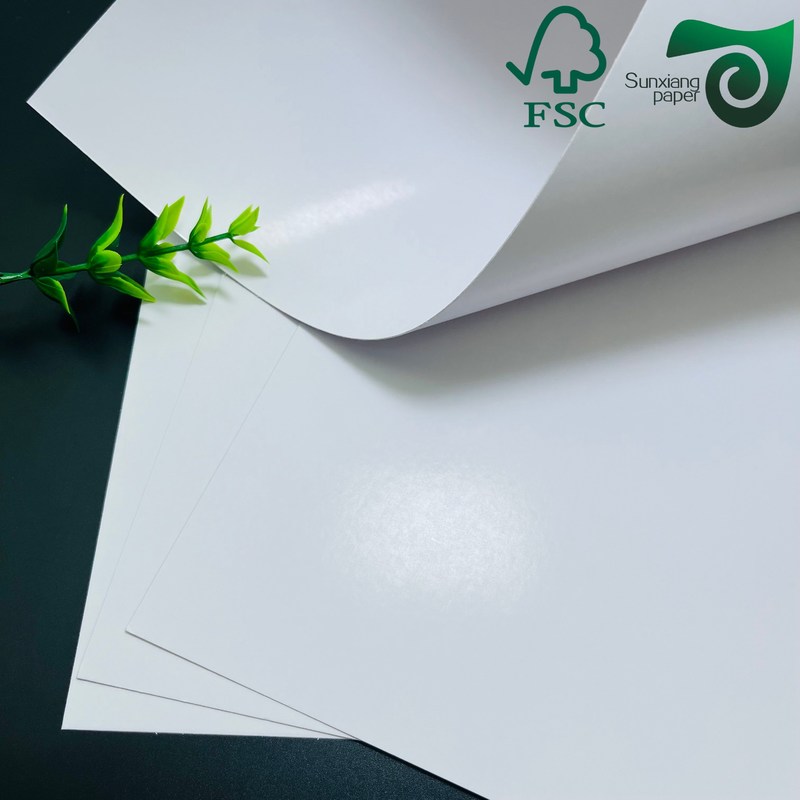 C2s Crystal White Gloss Coated Paper 140gsm Offset Printing Paper For Magazines  Periodicals