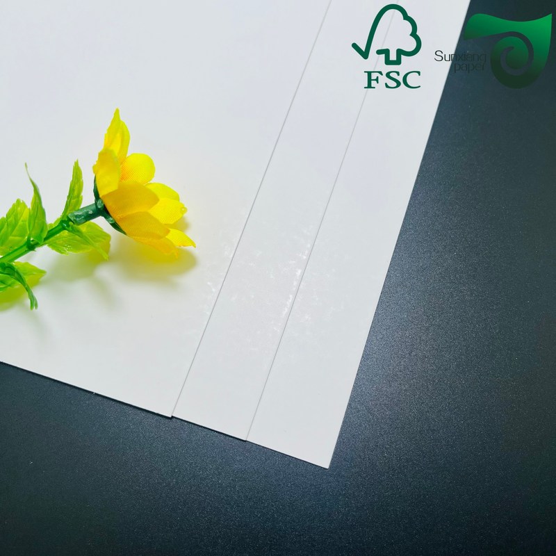 FSC Certified C2S Double Glossy Art Paper Blue Black Core For Poker Cards